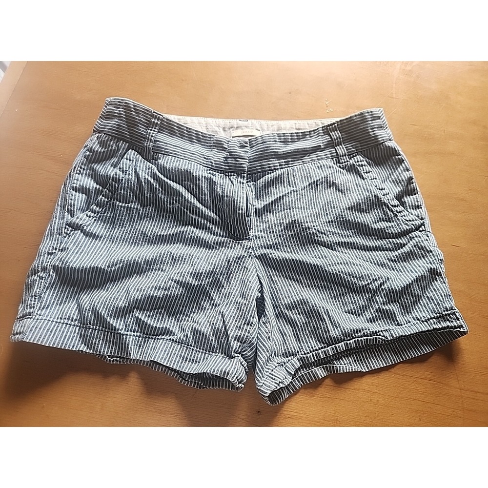 J Crew Outlet Women's 6 Railroad Stripe Chambray Blue White Striped Shorts‎ NWT